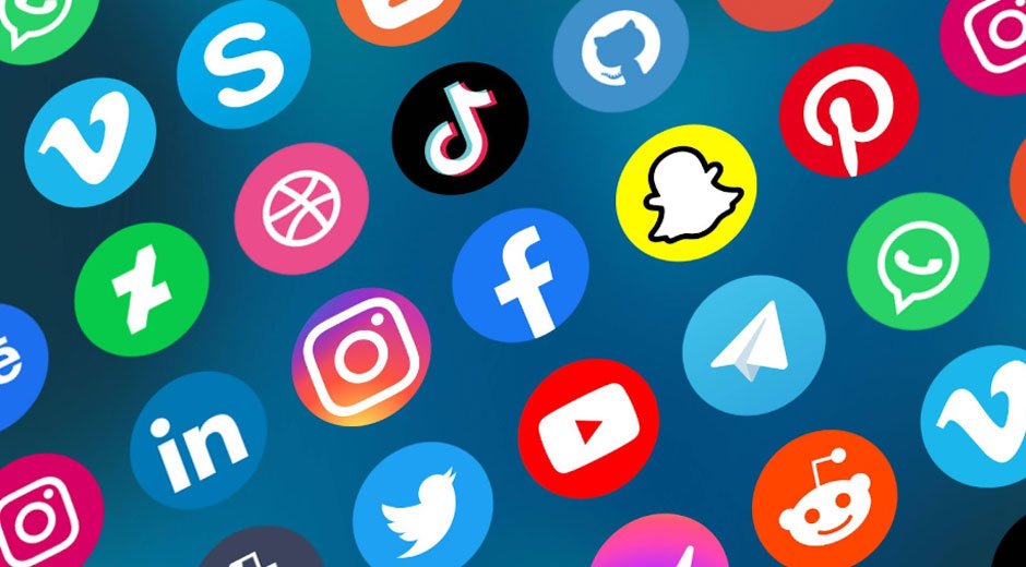 Artificial Intelligence and Social Media: Top Performing Tips