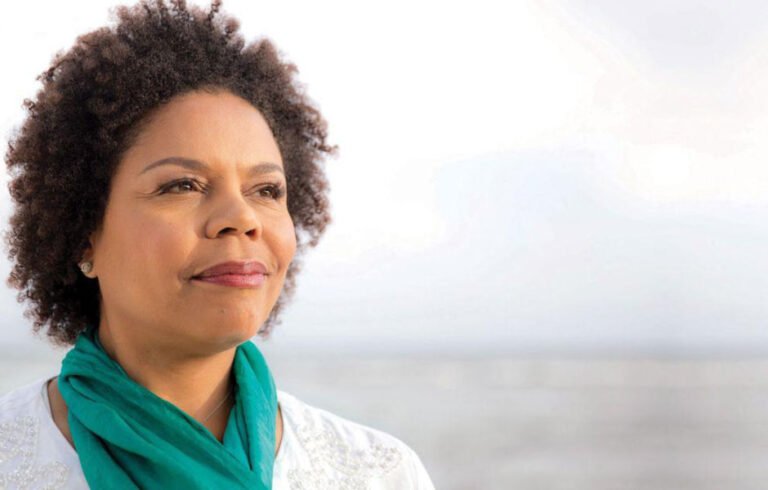 Illia Wayans: Charting Her Own Path Beyond the Hollywood Spotlight
