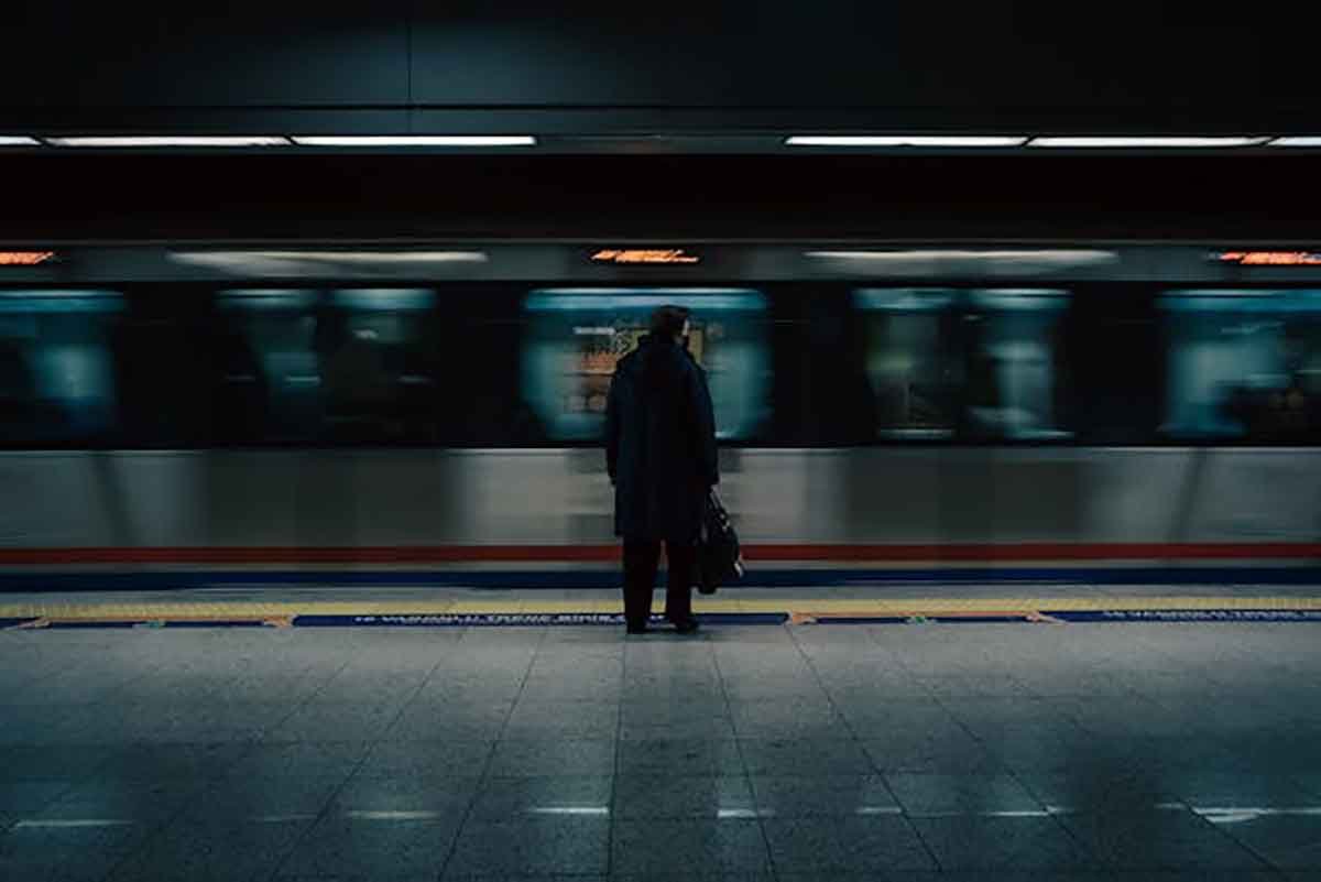 How-to-Enjoy-Private-Time-While-Traveling-Alone